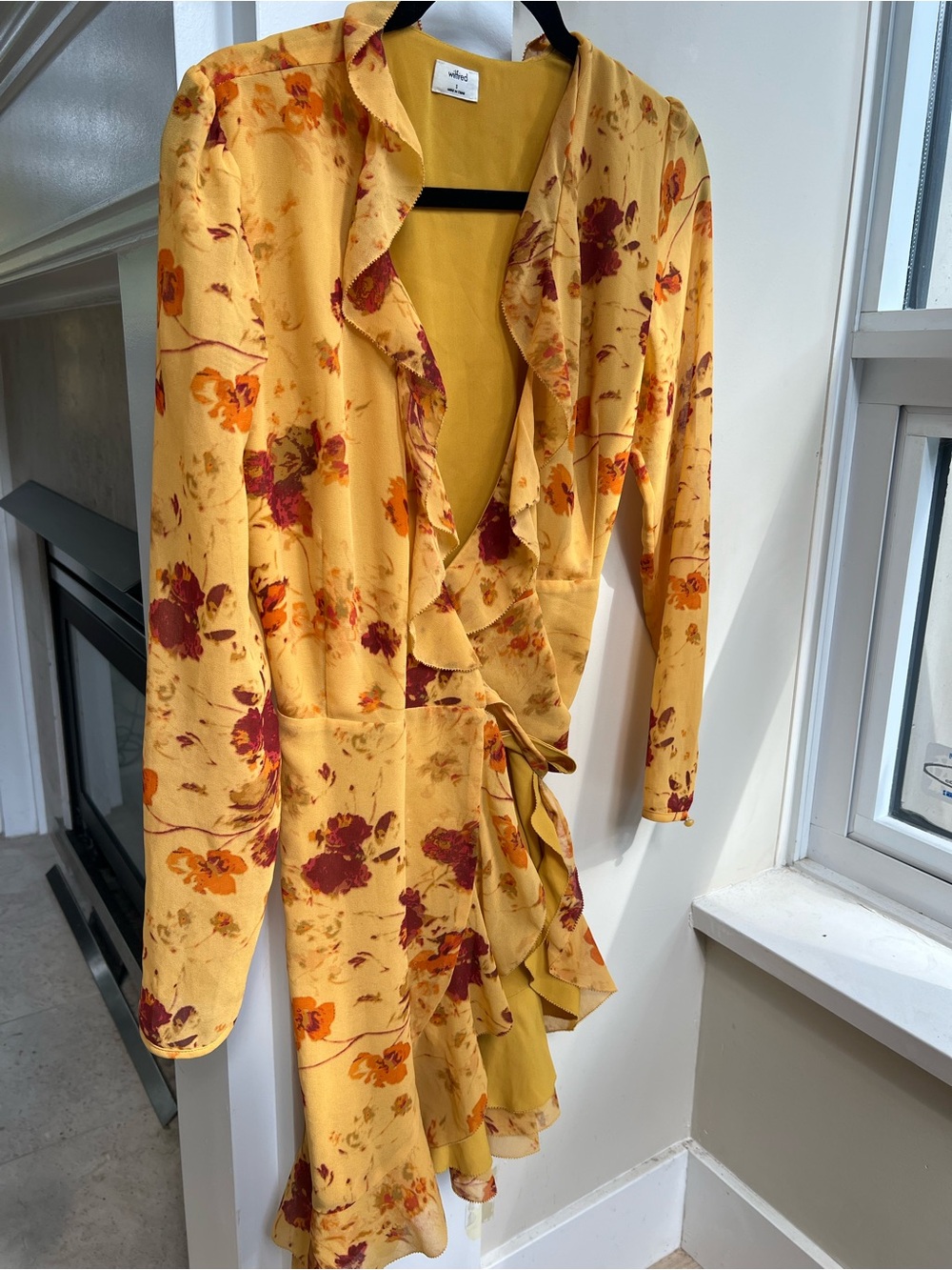 Aritzia Wilfred Louise Dress - Picture 3 of 4